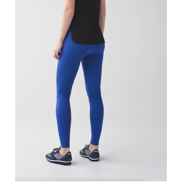 Lululemon Zone In Tight Size 4 Sapphire Blue Full length Leggings - Picture 3 of 16